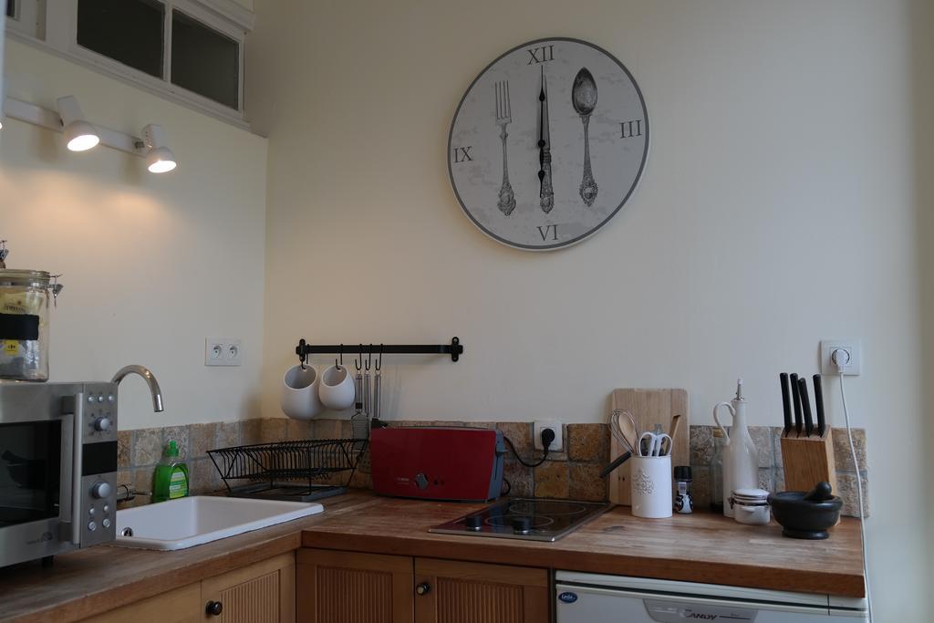 Penthouse Apartment Overlooking Place Carnot Каркассон Экстерьер фото